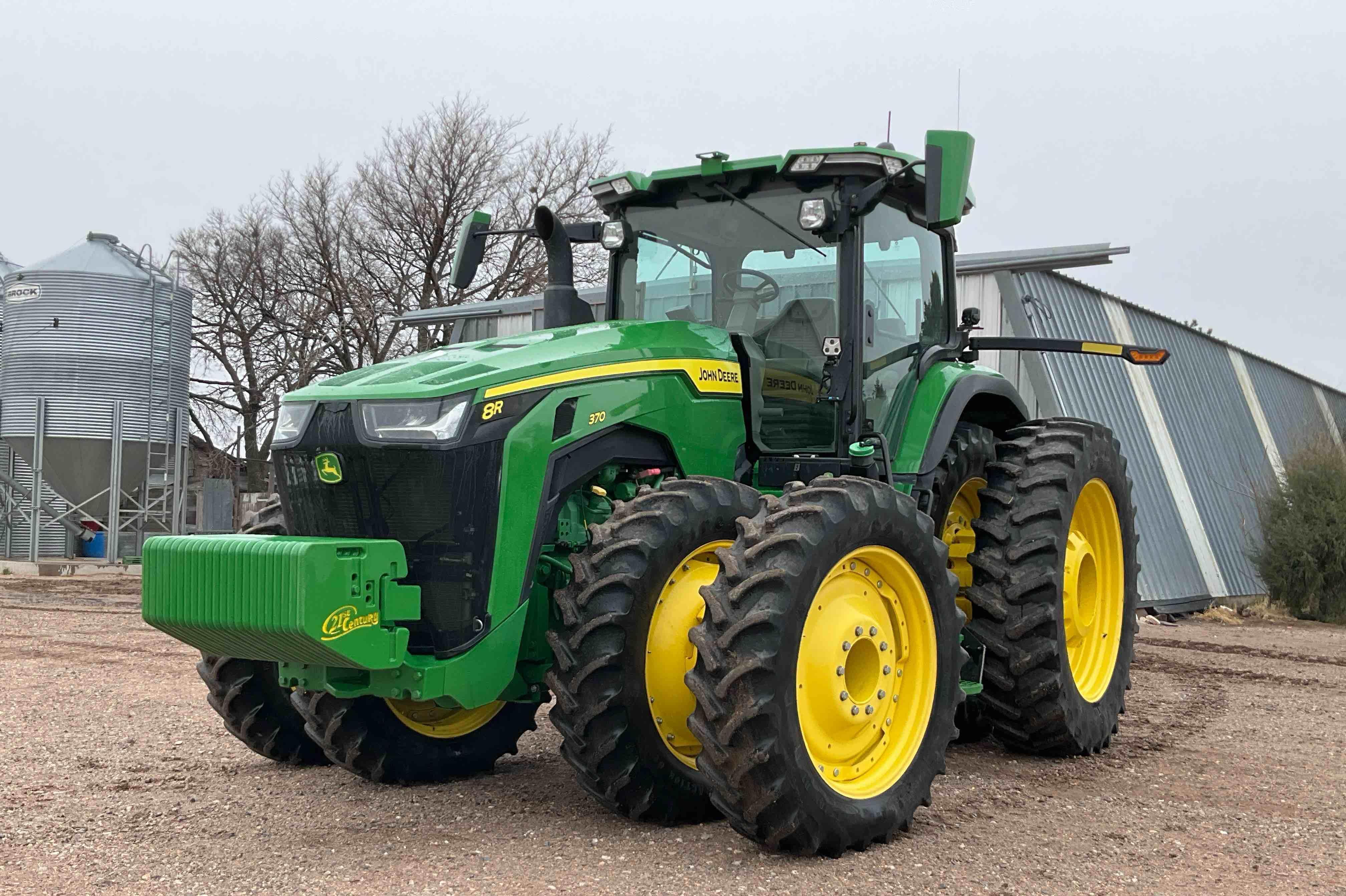 2020 John Deere 8R 370