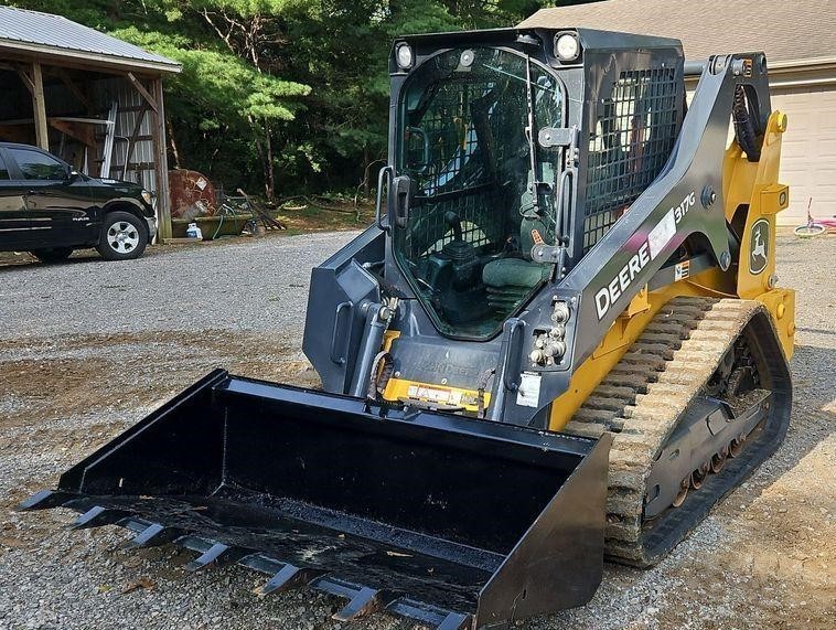 2022 John Deere 317G